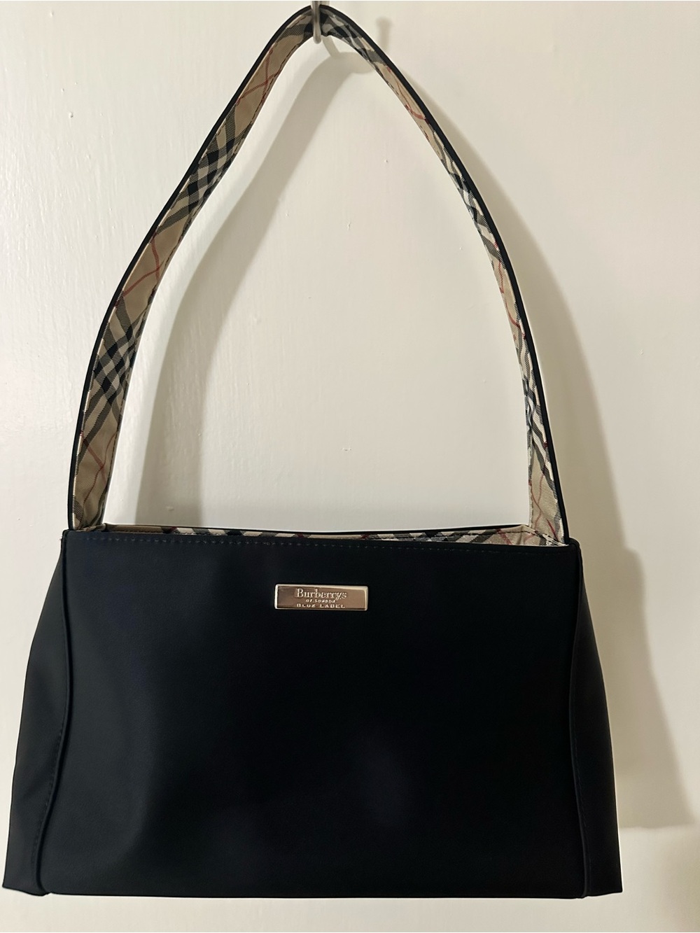 Burberry Black Shoulder Bag with NovaCheck Lining